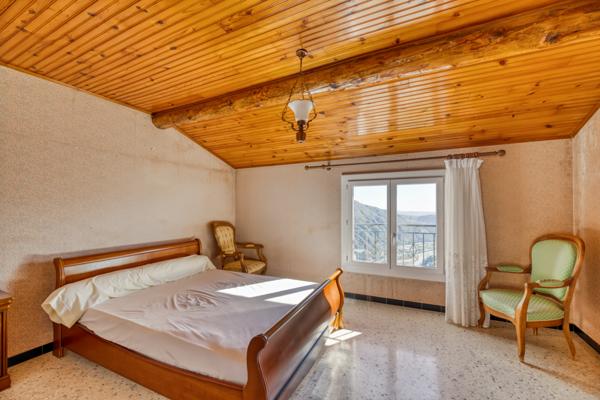 Bonson (06830) Bonson - Maison de Village 3 chambres + cave