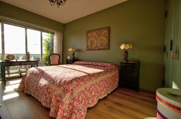 AGEN Tour Victor Hugo - Appartement de standing traversant de 133m² avec 3 chambres, climatisation et balcon