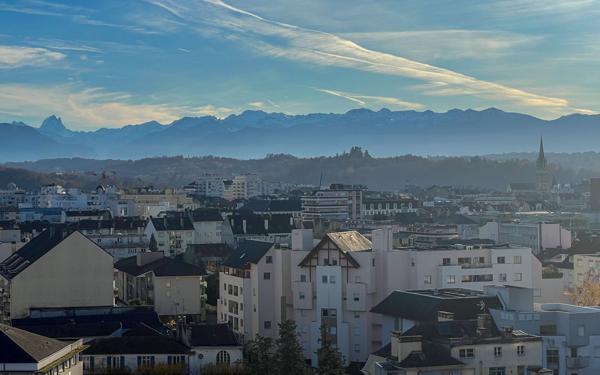 Appartement à vendre    5 pièces • 115 m2 Pau