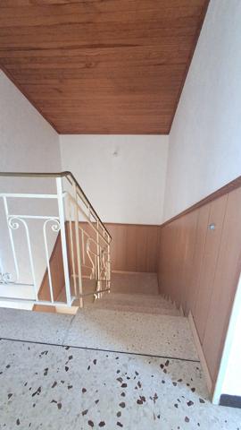 Septèmes-les-Vallons (13240) Pavillon type 5 Mitoyen des 2 côté + garage + cave