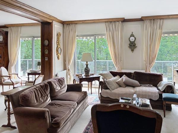 Appartement à vendre 6 pièces REIMS (51) balcons garages