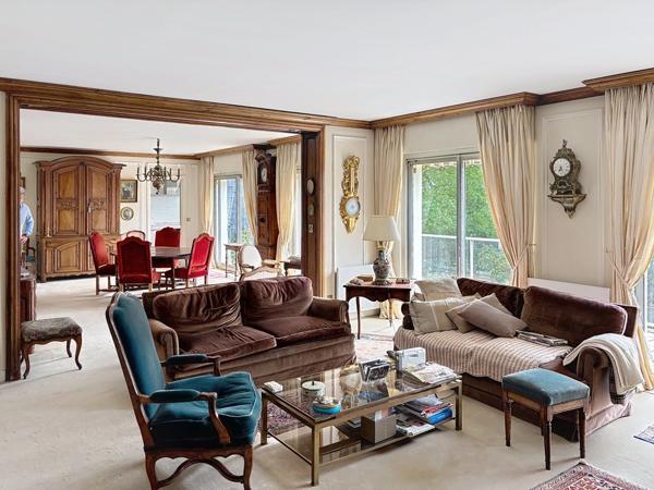 Appartement à vendre 6 pièces REIMS (51) balcons garages