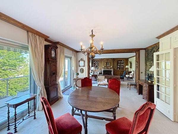 Appartement à vendre 6 pièces REIMS (51) balcons garages