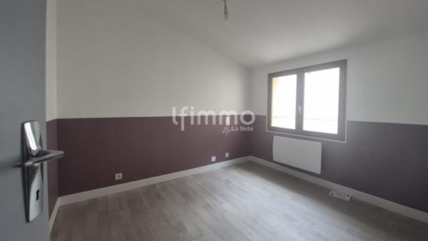 Appartement sur 1 étage avec cour commune