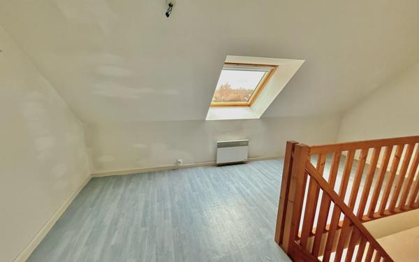 Appartement à vendre    2 pièces • 49 m2 Villette-lès-Dole