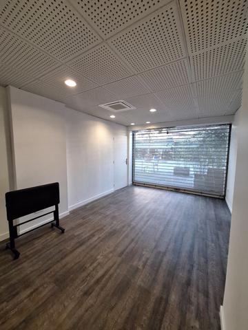 Local commercial à louer à Chelles 65 m² en rez-de-chaussée