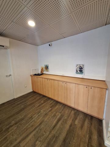 Local commercial à louer à Chelles 65 m² en rez-de-chaussée