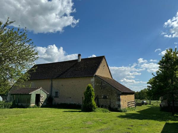 Maison à vendre    5 pièces •  Nocé