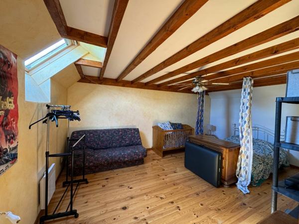 Maison à vendre    5 pièces •  Nocé