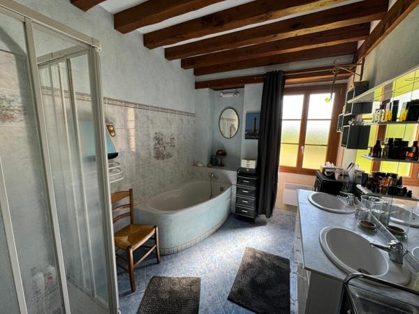 Maison à vendre    5 pièces •  Nocé