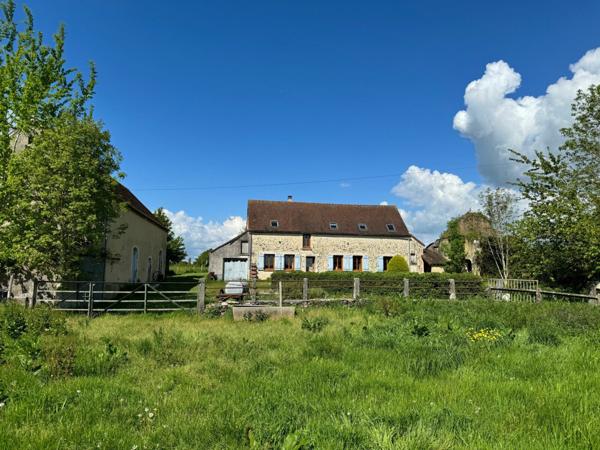 Maison à vendre    5 pièces •  Nocé