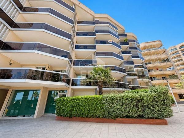 Canet en Roussillon, Plage Sud : Studio vendu meublé 21 m2 avec terrasse vue mer à vendre