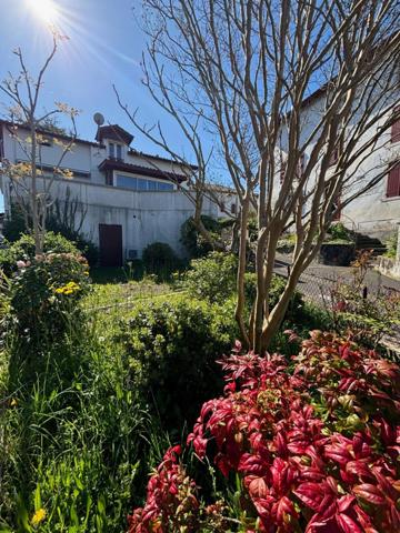 Immeuble à vendre USTARITZ (64)