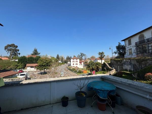 Immeuble à vendre USTARITZ (64)