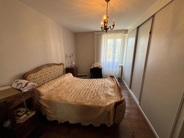 Immeuble à vendre USTARITZ (64)