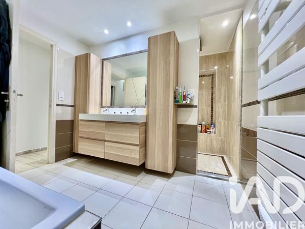 Maison à vendre 5 pièces 124 m² Saint-Raphaël
