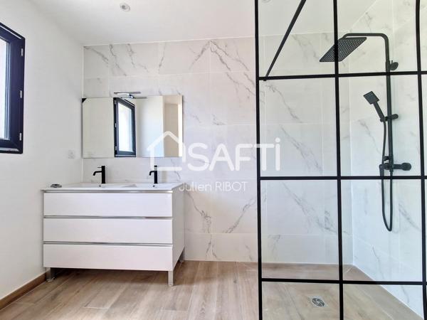 Villa T5 4 chambres 105 m² piscine et garage NEUF