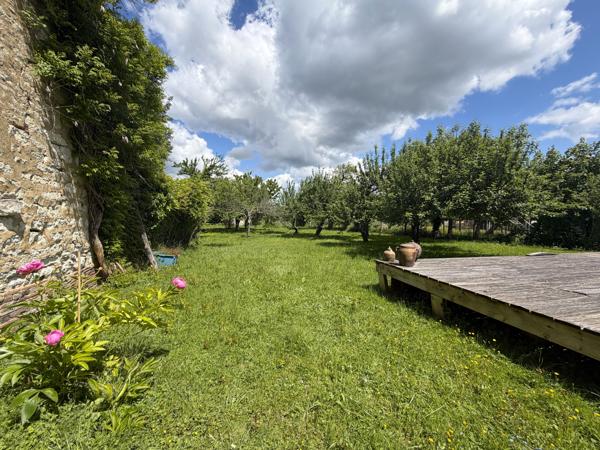 Maison
         9 pièces
        - 238 m² Exclusivité 245 000 € *