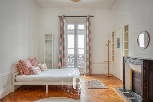 Rouen, Appartement 4 Chambres -  188 m² à vendre