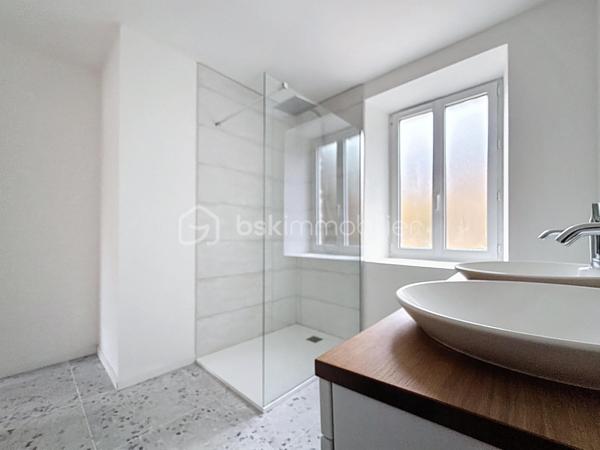 Maison en pierre de 148 m²