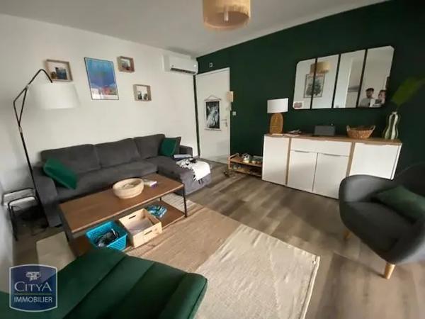 Appartement à louer 3 pièces 60.55m² Saint-Pierre (97410)