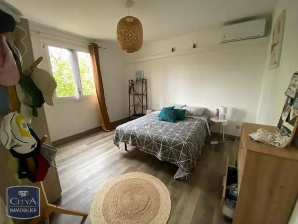 Appartement à louer 3 pièces 60.55m² Saint-Pierre (97410)