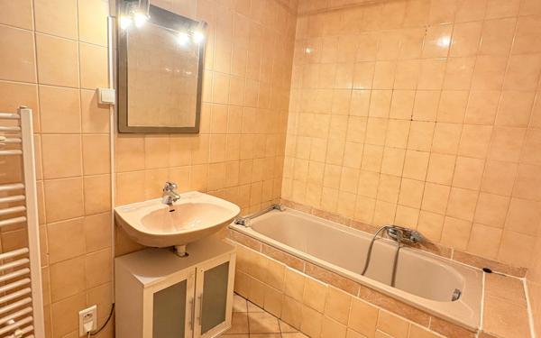 Appartement à louer    3 pièces •  Yutz