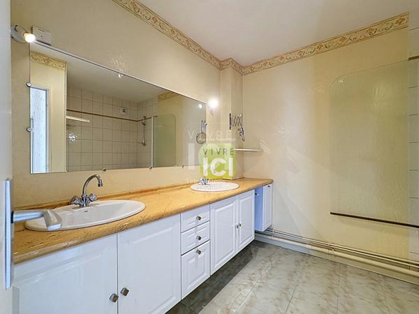 Appartement T4 avec vue panoramique sur Saint-Pierre - Cholet