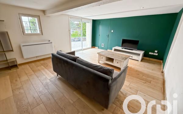 Appartement à louer    3 pièces • 71,81 m2 Bollène