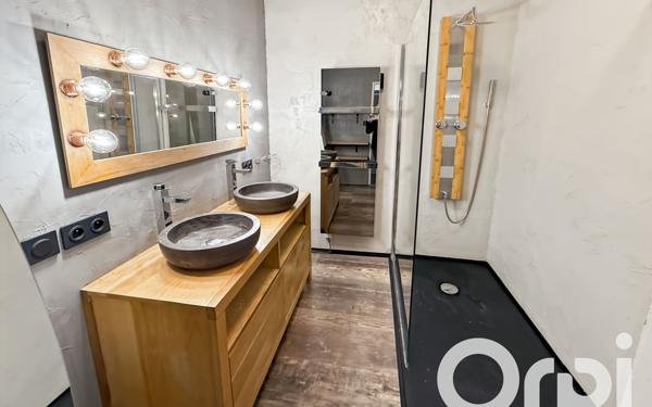 Appartement à louer    3 pièces • 71,81 m2 Bollène