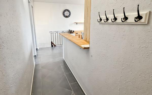 Appartement à louer    3 pièces • 71,81 m2 Bollène