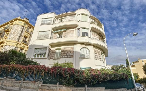 Appartement à vendre    4 pièces • 96,04 m2 Nice