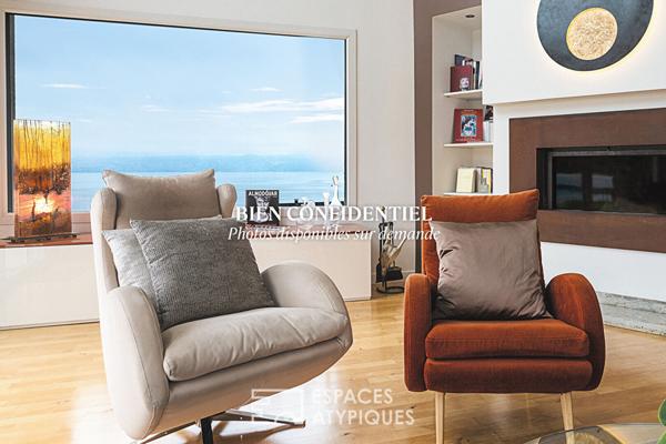 Villa contemporaine avec vue panoramique sur le lac