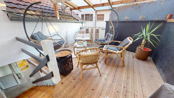 Appartement 5 pièces de 126 m² avec terrasse, parking et dépendances Hattstatt (68420)