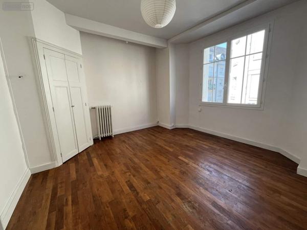 Appartement à vendre à Tours dans l'Indre-et-Loire (37000), ref : 003/2508