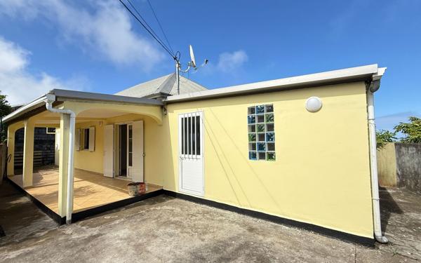 Maison à vendre    4 pièces •  Saint-Leu