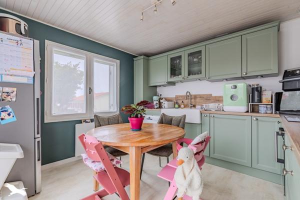 Maison à vendre |                                       Ambarès-et-Lagrave |                                        9 pièces  |  125 m²