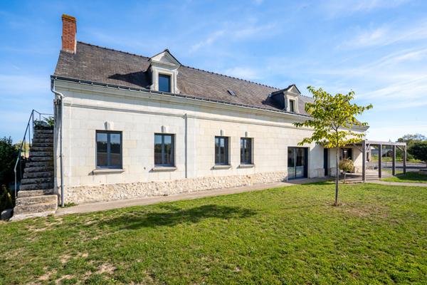 Superbe longère rénovée 200m² avec piscine - Saint Lambert des Levées