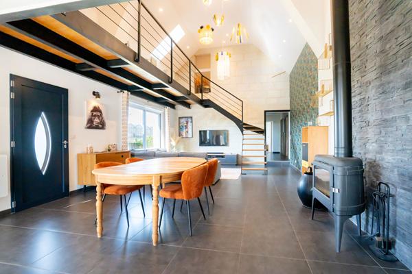 Superbe longère rénovée 200m² avec piscine - Saint Lambert des Levées