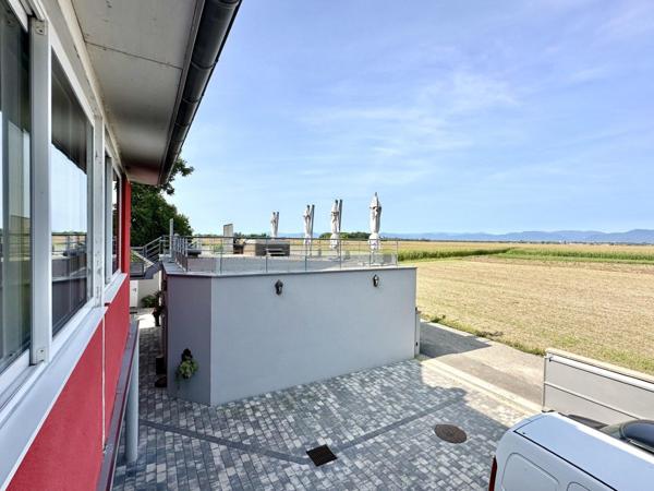 ENSEMBLE IMMOBILIER - RESTAURANT - MAISON - GÎTES