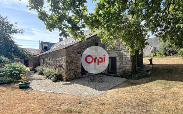 Maison à vendre    11 pièces •  Theix