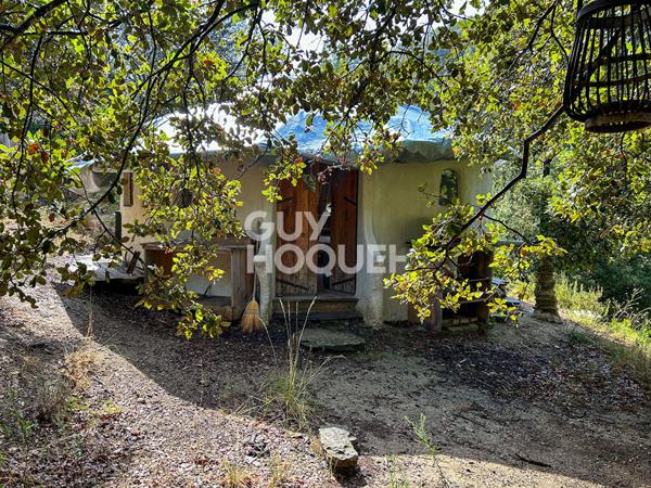 Mazet en pleine colline de Saumane-De-Vaucluse