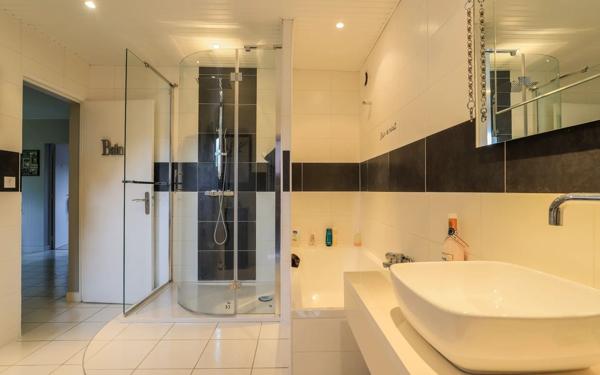 Maison à vendre    7 pièces • 238 m2 Abbeville