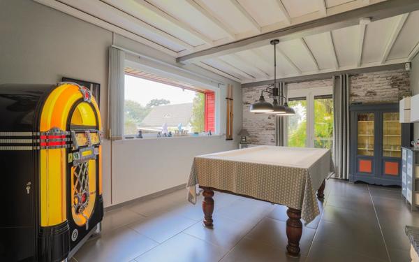 Maison à vendre    7 pièces • 238 m2 Abbeville