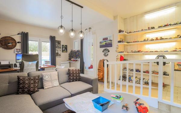 Maison à vendre    7 pièces • 238 m2 Abbeville