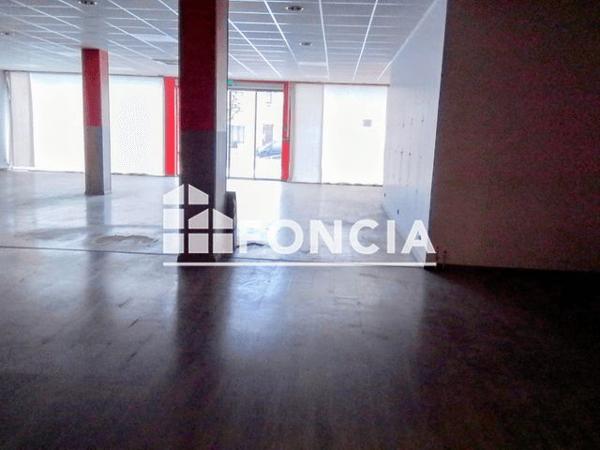 Location Local commercial 1 pièce 624 m² - 21 TER AV DE PARIS Chateau Thierry 02400
