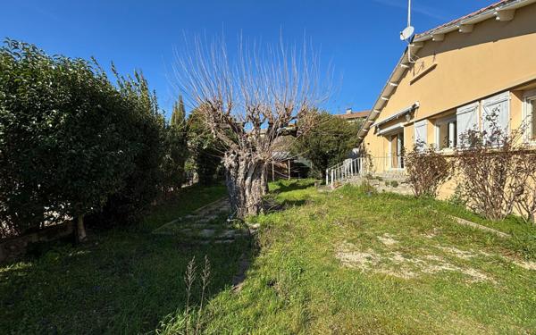 Maison à vendre    3 pièces • 86 m2 Vedène