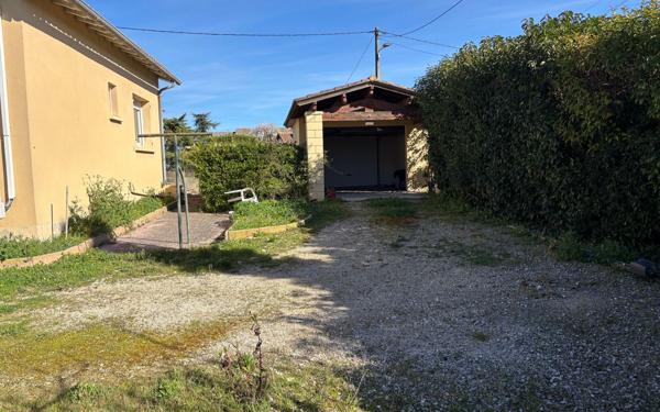 Maison à vendre    3 pièces • 86 m2 Vedène