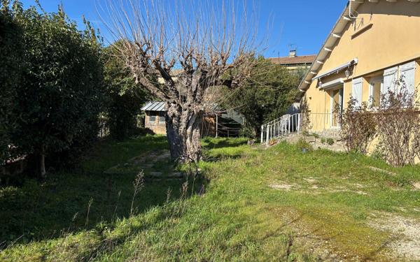 Maison à vendre    3 pièces • 86 m2 Vedène