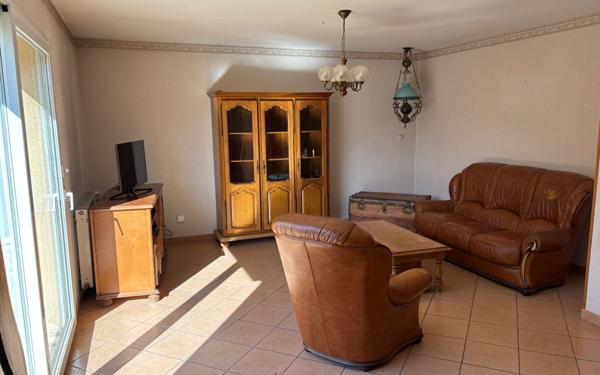 Maison à vendre    3 pièces • 86 m2 Vedène